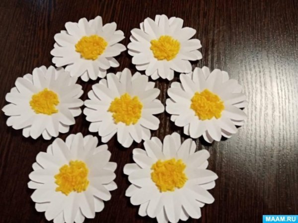 поделка ромашка