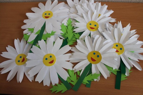 поделка ромашка