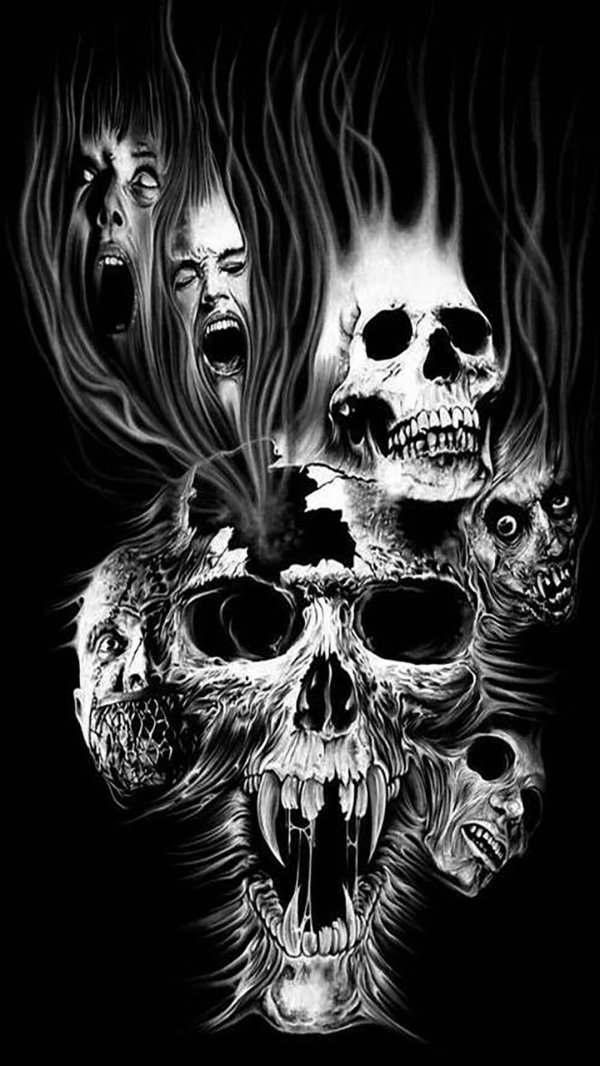 футболка с черепами