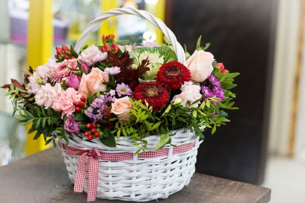 букет в корзинке