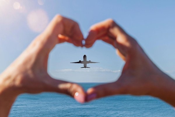 самолеты улетают