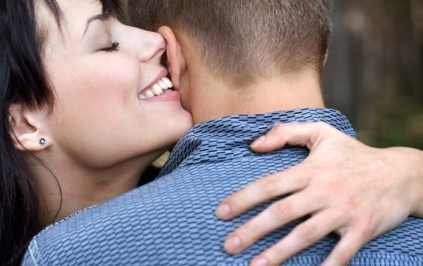 сильно влюбленный мужчина