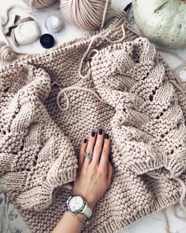 свитера вязаные