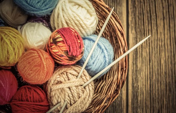 клубки ниток