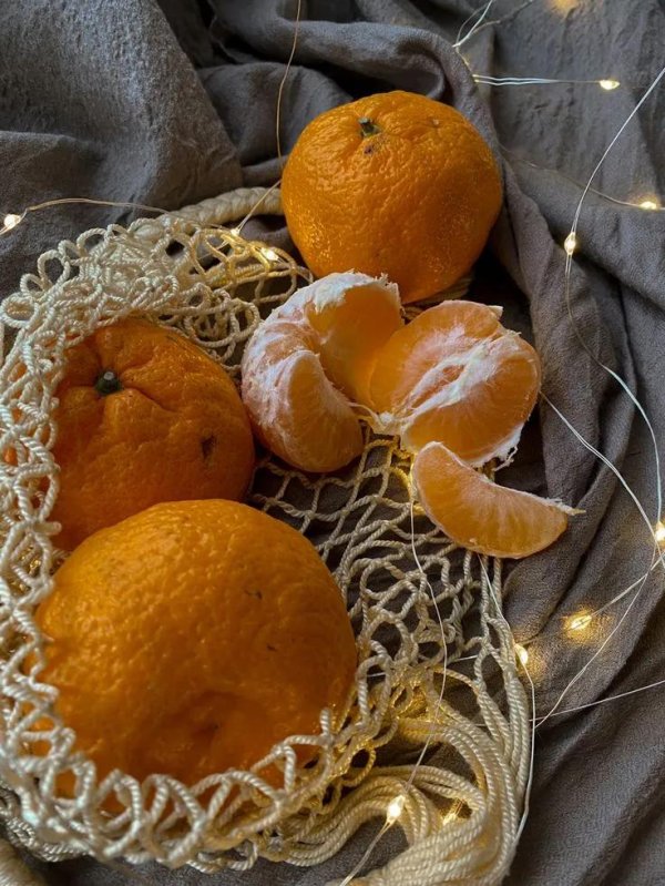 мандарины натюрморт