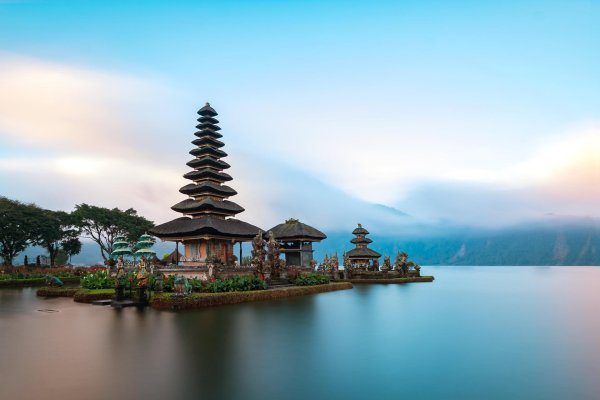 pura ulun danu