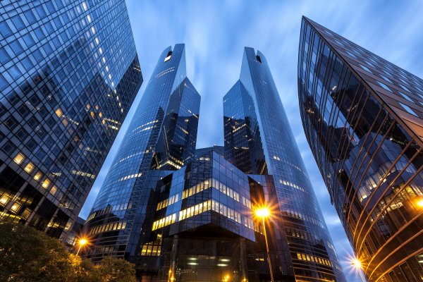 париж небоскребы дефанс