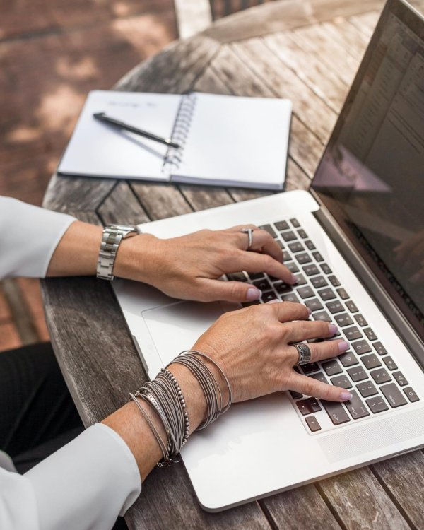 работа пинтерест