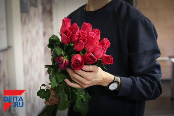 красивый букет в руках