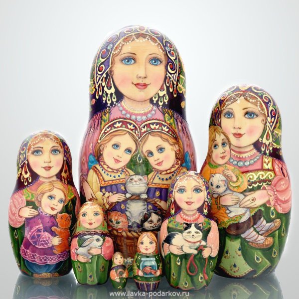 красивая матрешка