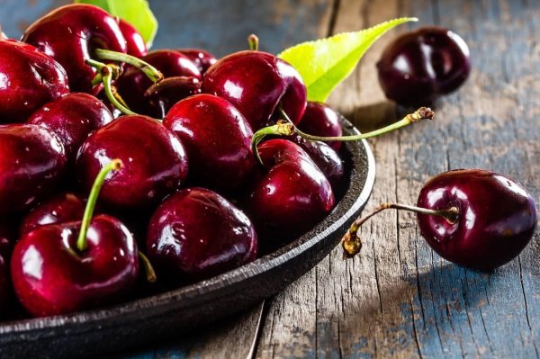 черная черешня