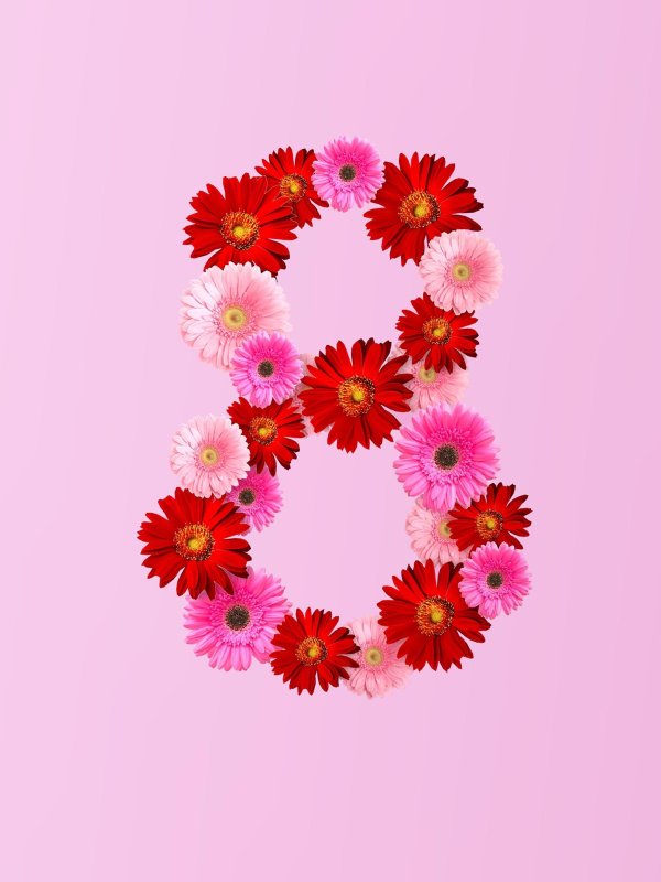 восьмерка в цветах