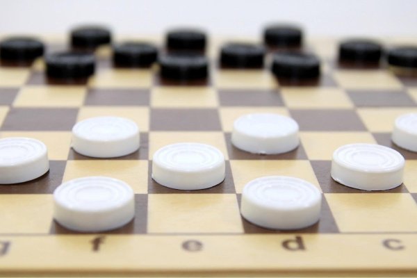 шашки десятое королевство