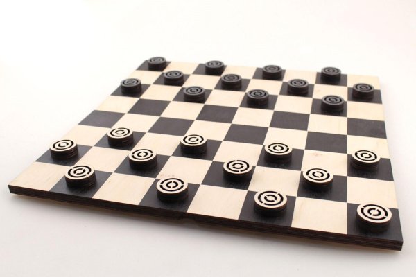 шашки дамка