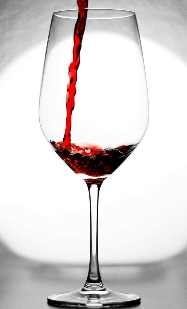 винные бокалы