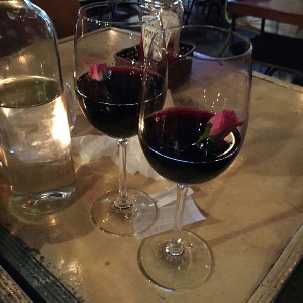 фужер с вином