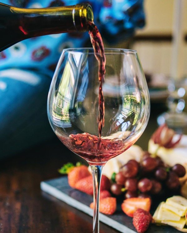 каберне совиньон ароматика в бокале