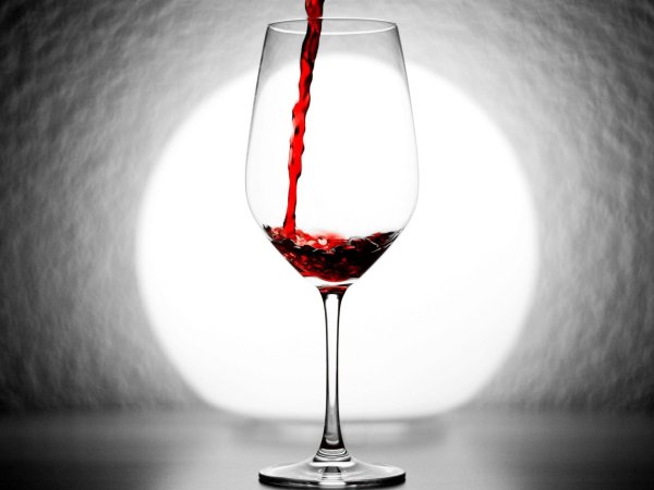 бокал с вином