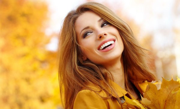 осень женщина