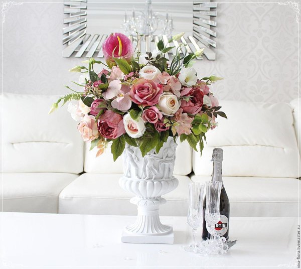 цветочные композиции из искусственных цветов для интерьера