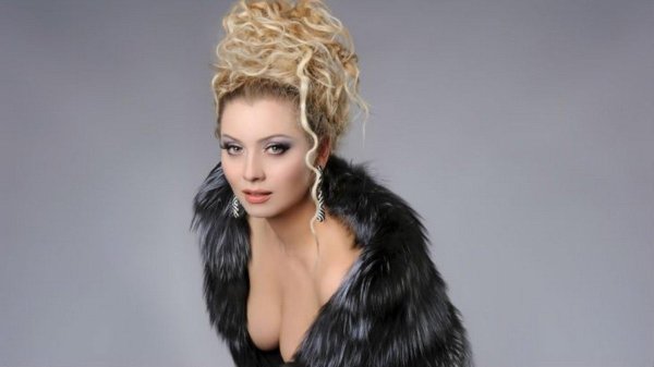 прически лены лениной