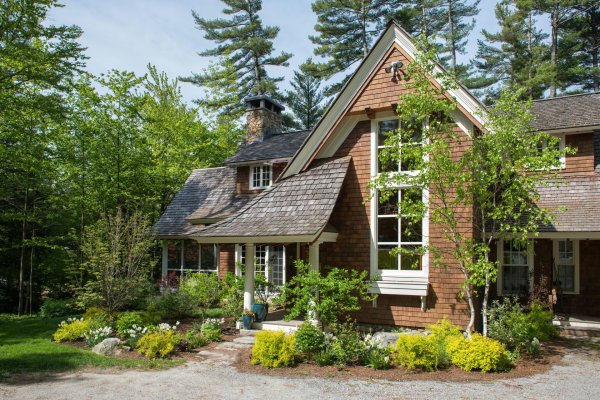 shingle style house