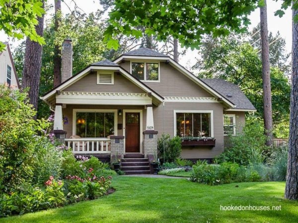 craftsman style home