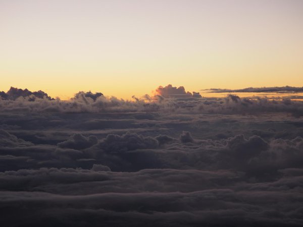 над облаками