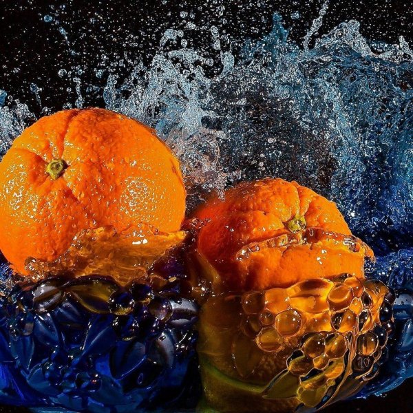 фрукты в воде