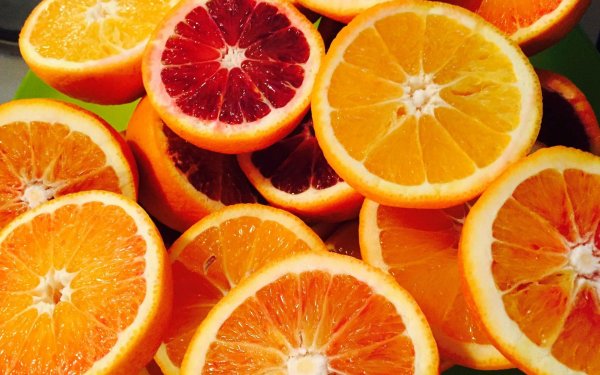 красные апельсины