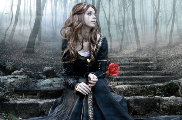 красивая ведьма