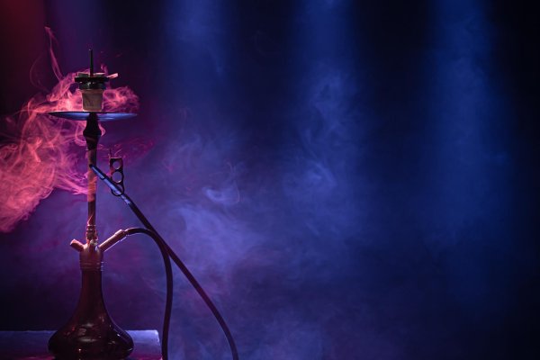 кальян в дыму