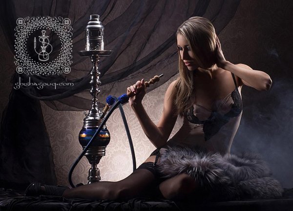 девушки с кальяном