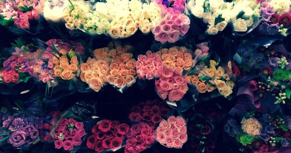 много букетов