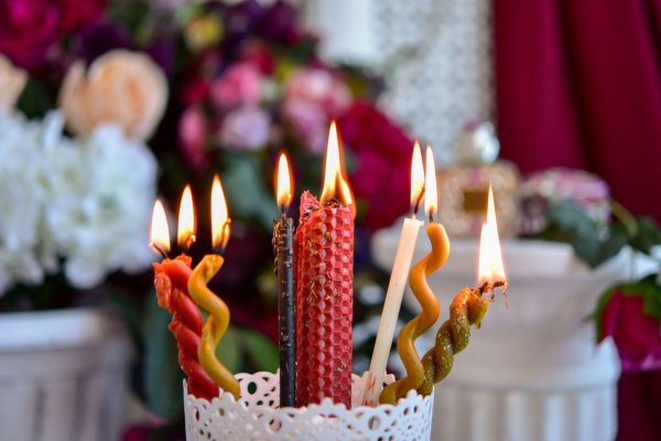 разноцветные свечи