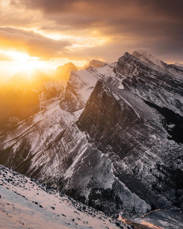 закат в горах