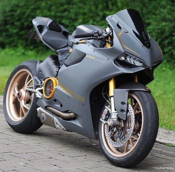 bmw мотоциклы суперспорт