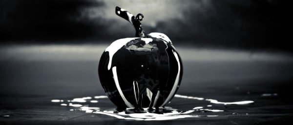 black apple