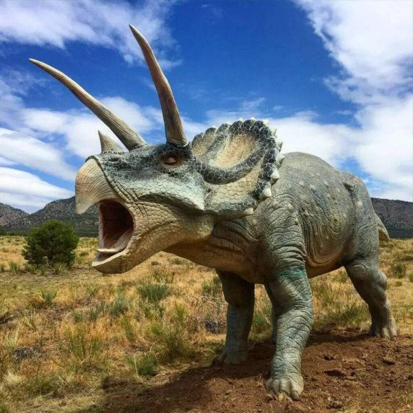 трицератопс jurassic world