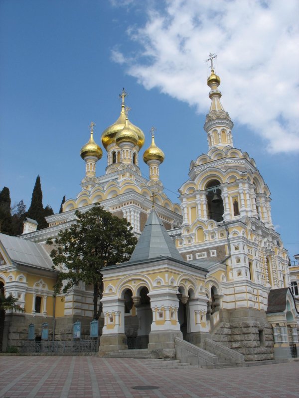 собор александра невского ялта