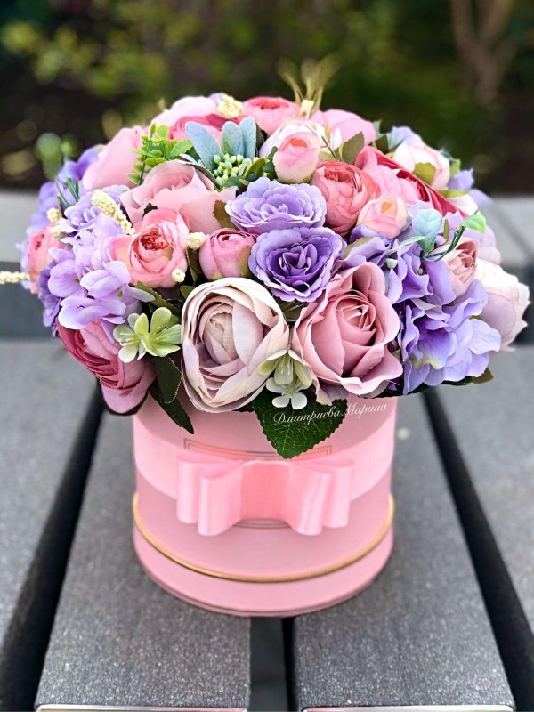 модные букеты в коробках