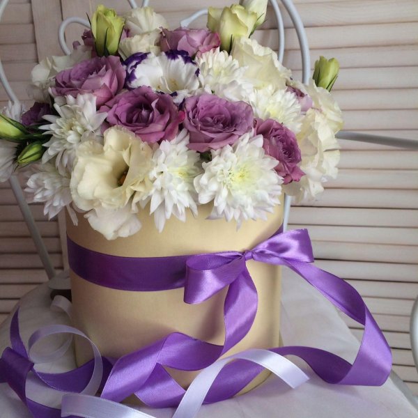 букеты цветов в коробках