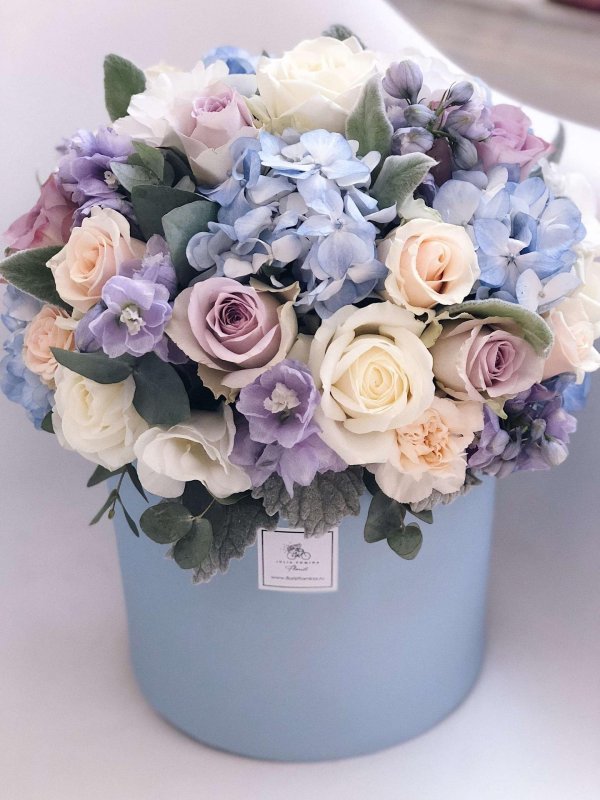 коробочка с гортензией