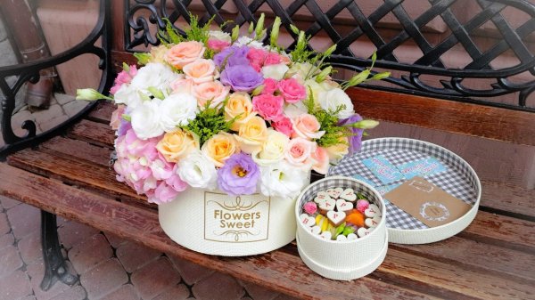 цветочные композиции в коробках