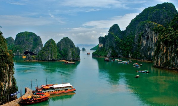 halong bay vietnam