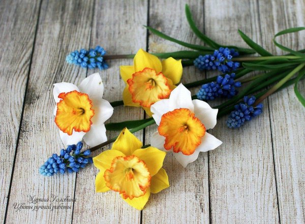 весенние цветы из полимерной глины