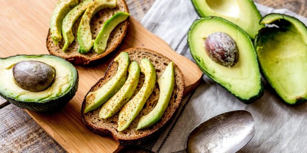 авокадо спелый