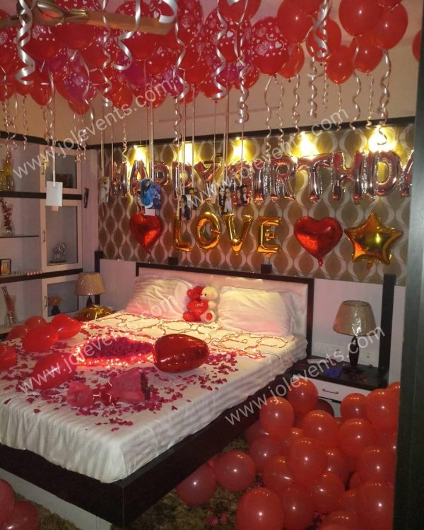 romantic bedroom decor