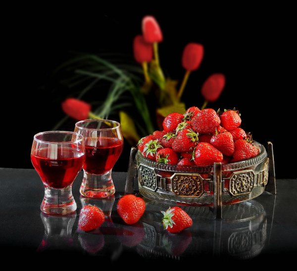 клубничное вино