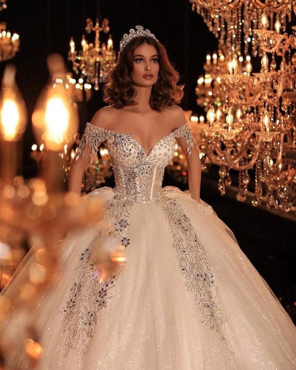 королевские свадебные платья
